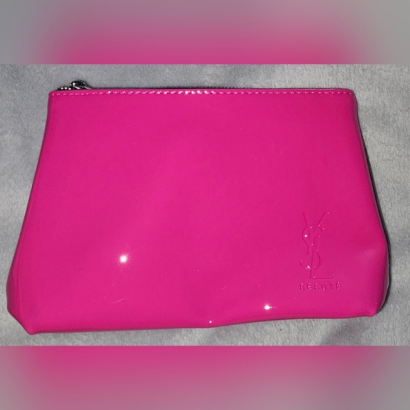 Lot of 4 Cosmetic Pouches/Toiletry Pouches/Travel Pouches - Picture 9 of 11